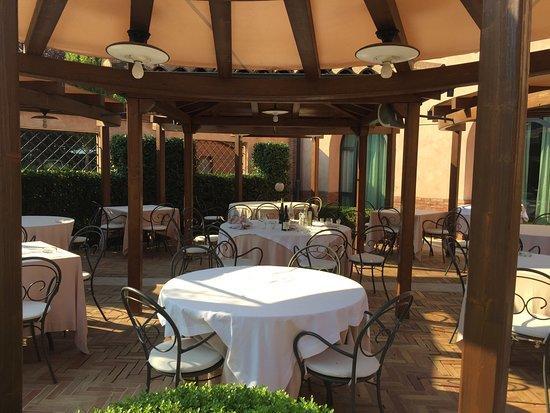 Hotel La Cantina Medolla Экстерьер фото