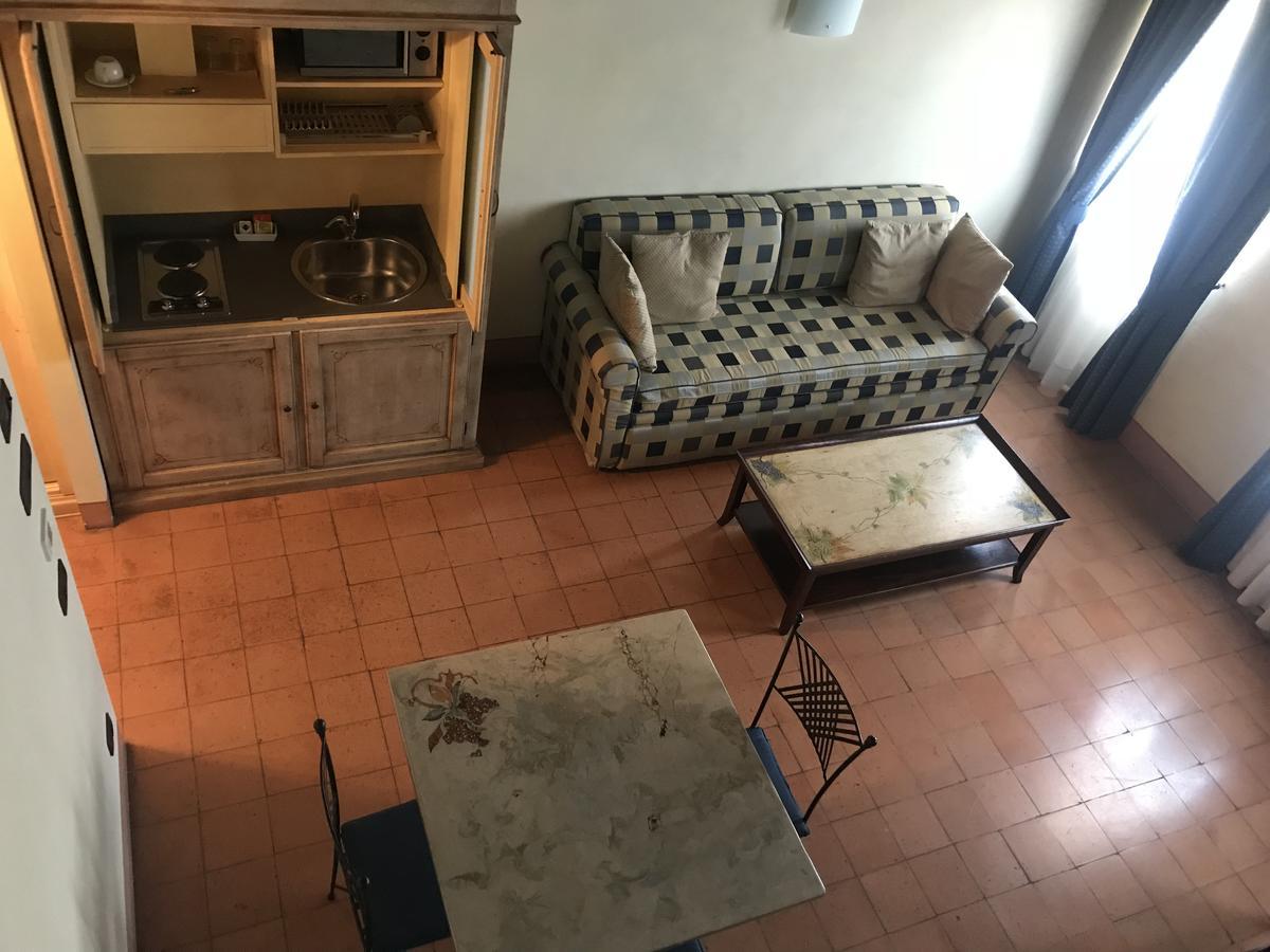 Hotel La Cantina Medolla Экстерьер фото