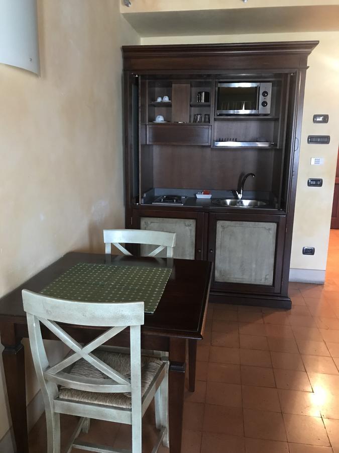 Hotel La Cantina Medolla Экстерьер фото